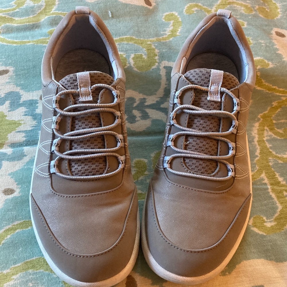 Clark Cloudsteppers Adelaide Holly Sneakers